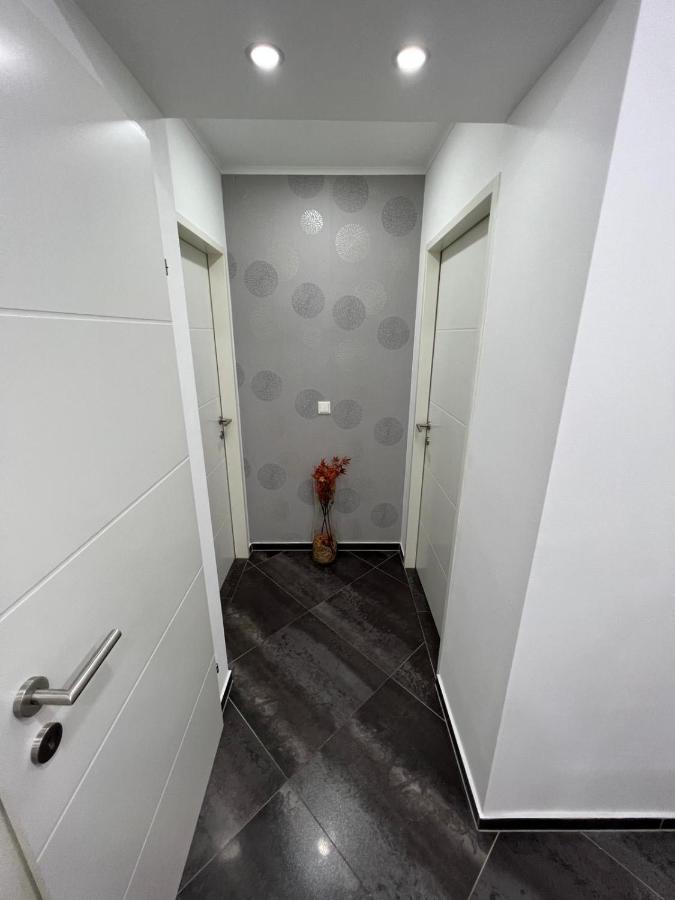 Monterey Apartment Виена Екстериор снимка